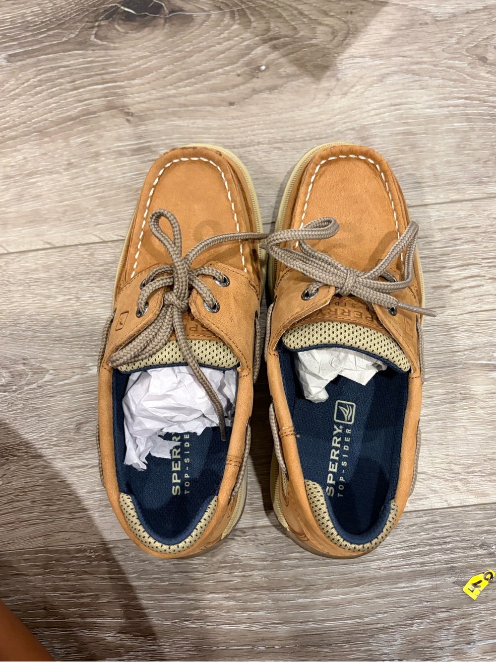 Sperry Men’s Chestnut Brown Leather Boat Shoes with Navy Insole